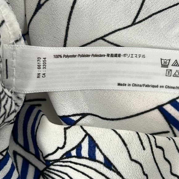 ANTHROPOLOGIE Akemi & Kin Savanah Floral & Stripe Open Front Poly Chiffon Kimono - Picture 7 of 7